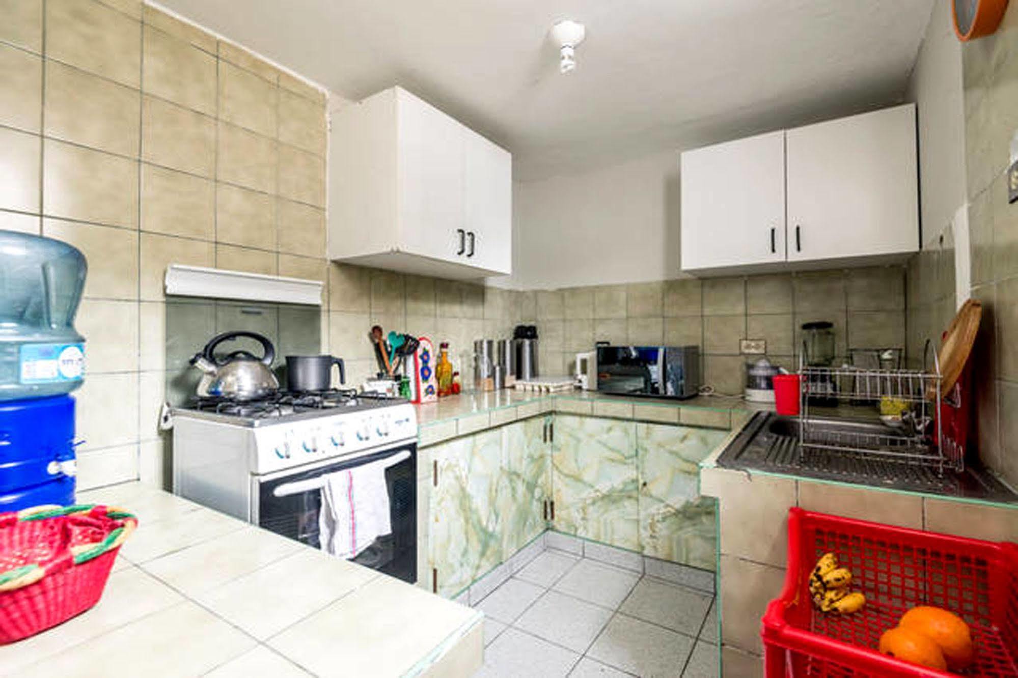 Pier 242 Miraflores B&B Лима Екстериор снимка